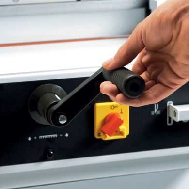 avetech_9a7740e4-8235-465f-be2d-193ede6e8ffd_05b84adc-f6df-49e7-81f1-d12a6033c465