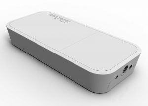 MikroTik RBFTC11, Opticko metalický konvertor, venkovní provedení, PoE injektor, napájecí