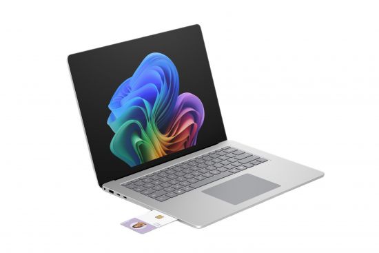 atc_1907302407_surface-laptop-15-8ed-scr