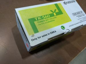 Kyocera Toner TK-560Y Yellow poškozený obal 1T02HNAEU0