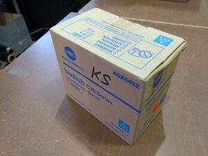 Minolta Toner TNP-22C cyan (A0X5452) poškozený obal